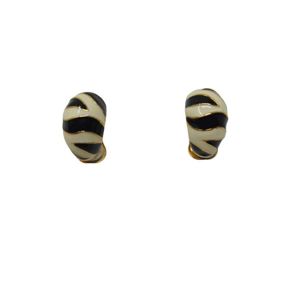 Vintage Kenneth Jay Lane Black and Cream Enamel Swirl Clip-On Earrings | 1.04" | - Picture 6 of 8